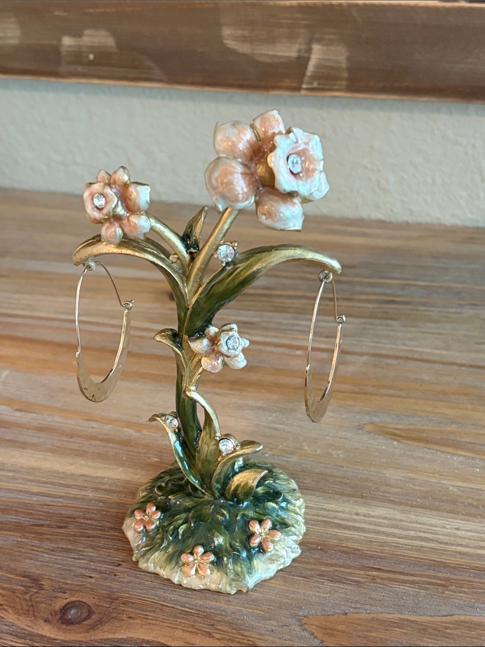 Earring Holder Enameled flowers with Stones